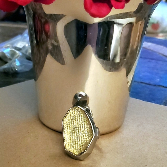 Yellow & Silver rhinestone fashion adjustable stretch ring - Picture 2 of 4